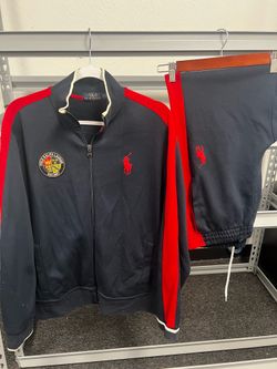Men’s Size Medium Polo Set