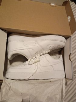 Air forces size 9 men brand new