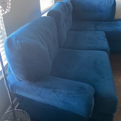Royal Blue Velvet Couch Set 