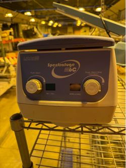 Small centrifuge