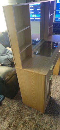 Modern Makeup vanity desk