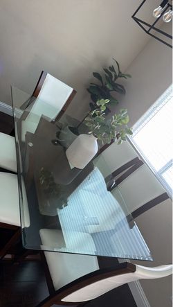 Dinning table