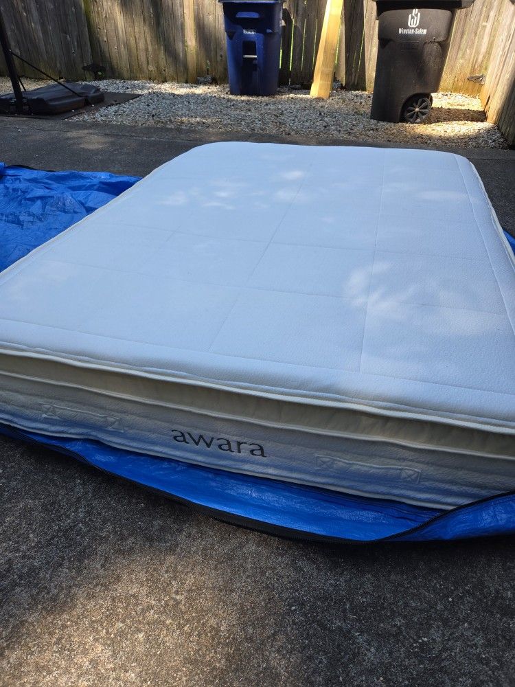 Awara Premier Luxury Hybrid Queen Mattress