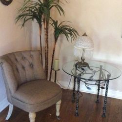 BEAUTIFUL ACCENT CHAIR/ AND GLASS SIDE TABLE