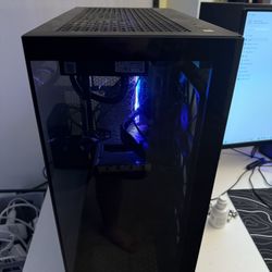 Gaming PC 7700XT