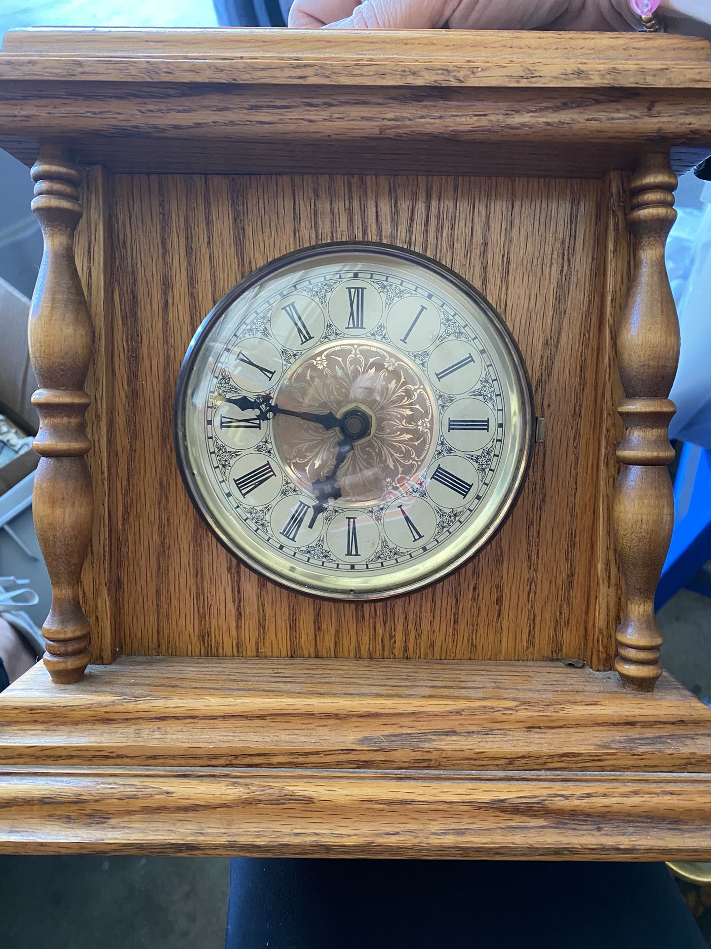 Vintage Rhythm Watch Co Solid Oak Clock Westminster.