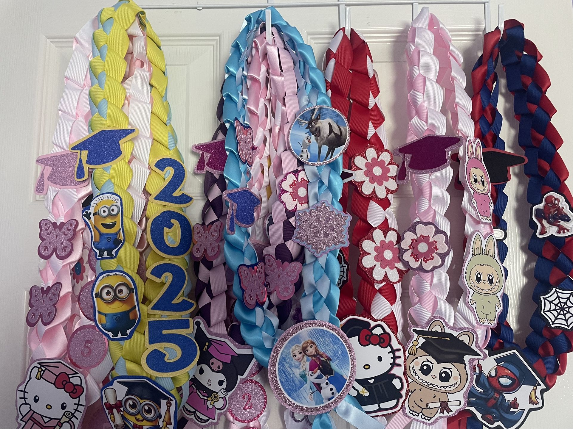 Graduation leis