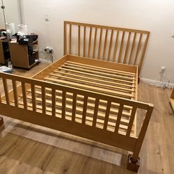 Maple wood Queen Bed frame with Spring box