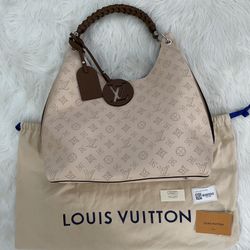 Authentic Louis Vuitton Mahina Cream Hobo Shoulder Bag for Sale