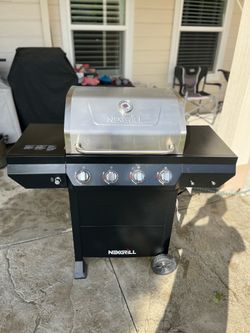 Nexgrill 4 Burner BBQ (Like new!)