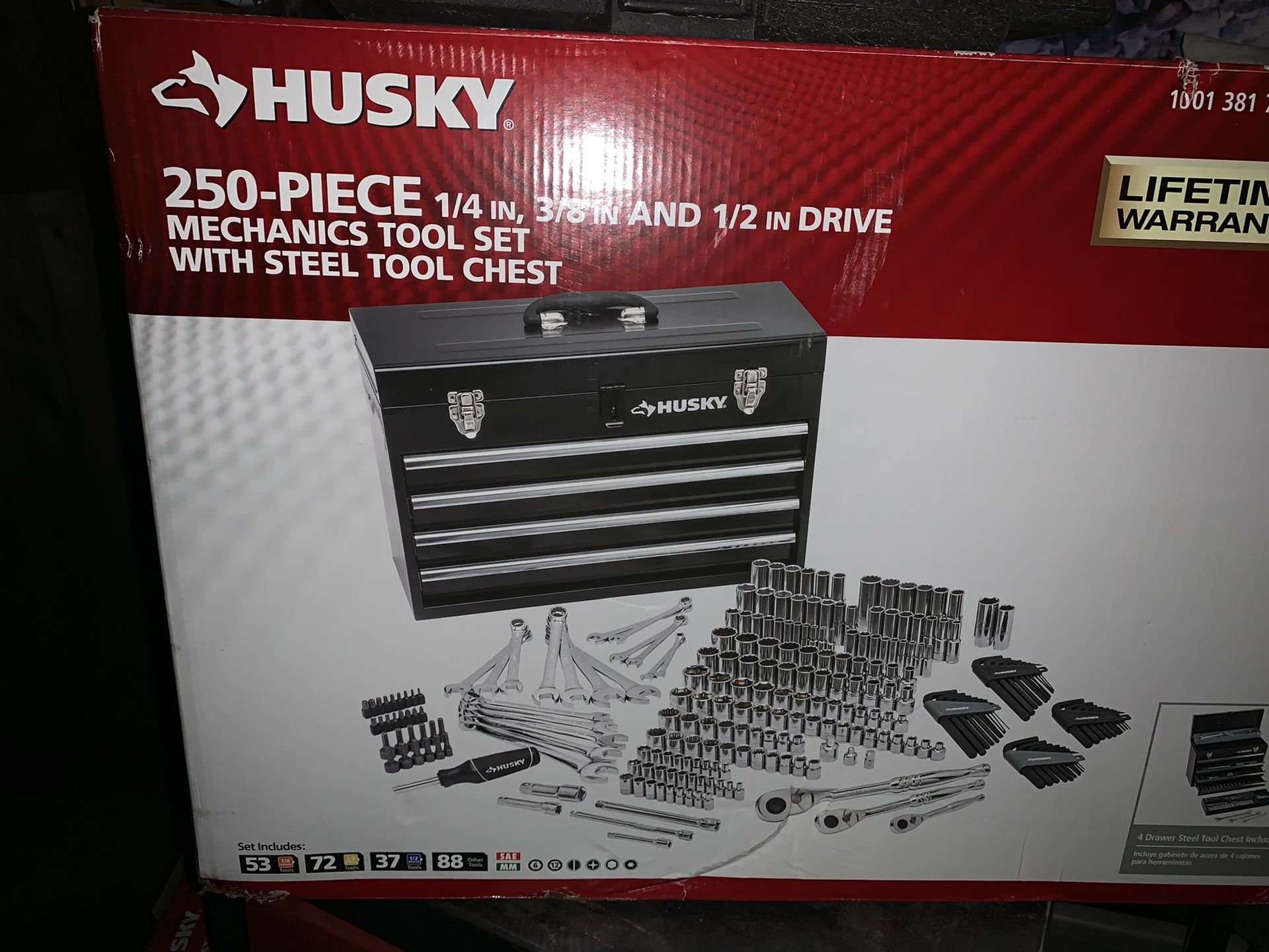 HUSKY 250 PIECE TOOL SET W/TOOL BOX NEW IN BOX