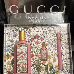 Gucci Flora Perfume Set 