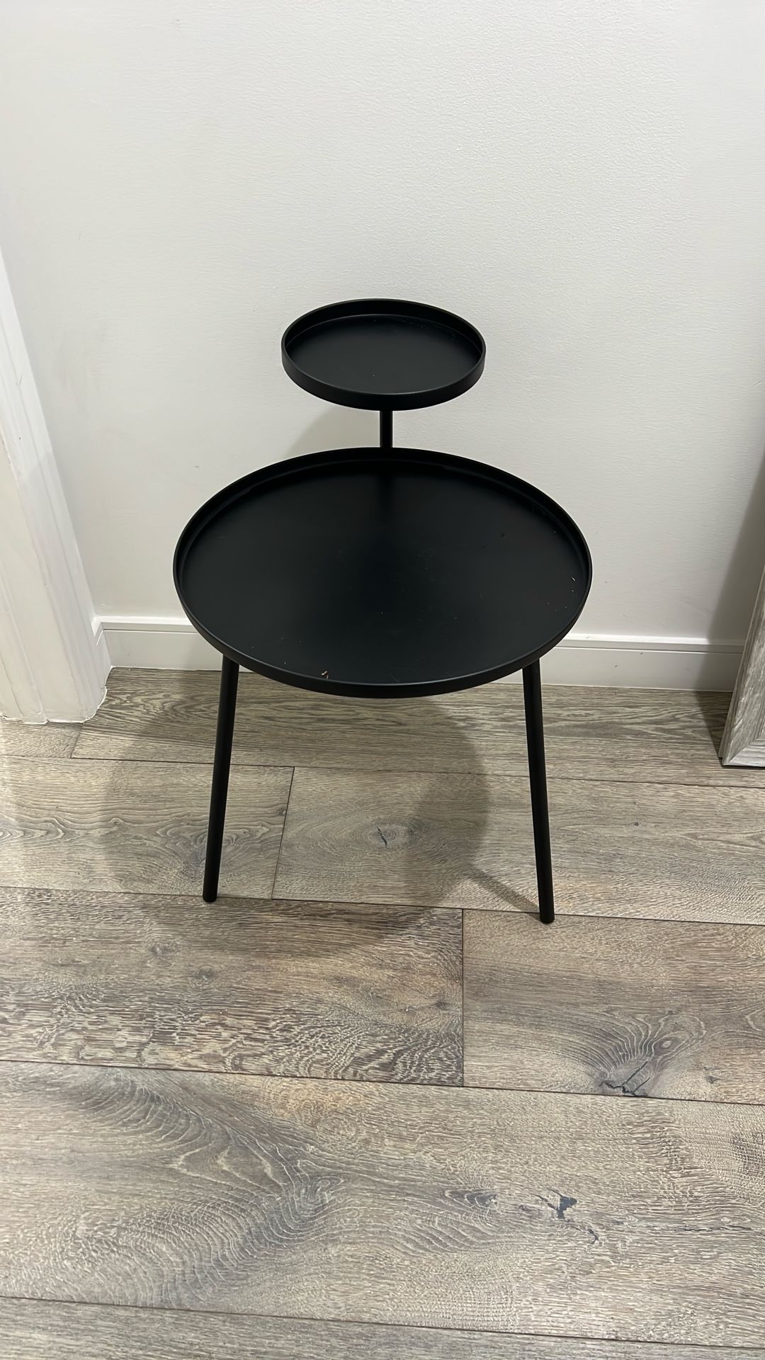 Black End Table / Plant Stand 