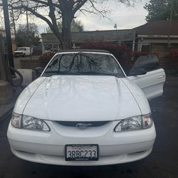 1996 v6 convertible mustang