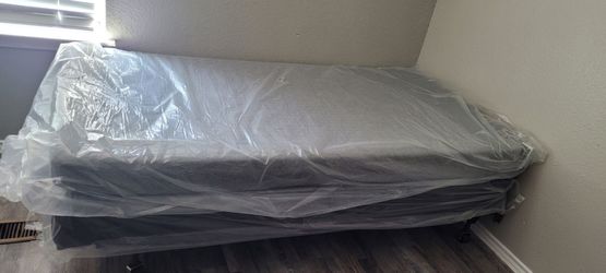 Complete twin bed