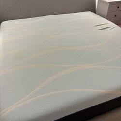 TEMPUR-Breeze King Mattress