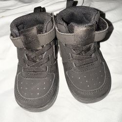 Size 5C Jordan’s Air Force 1 High Tops