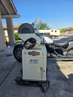 Shop fox sander and rolling stand