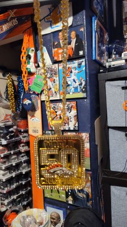 Denver Bronco Super Bowl 50 chain.