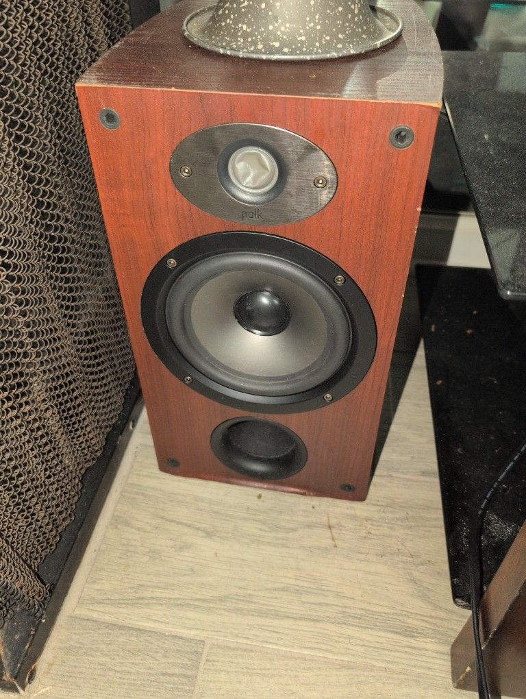 Polk Audio TSX 220B Cherry USABrand 2Way Bookshelf