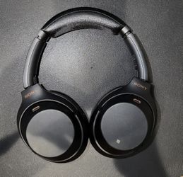 Sony WH1000XM3 Over-Ear Headphones