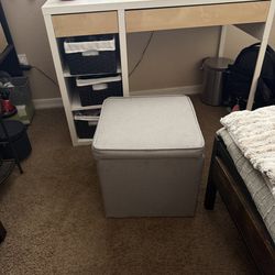 Cube Chair with Storage