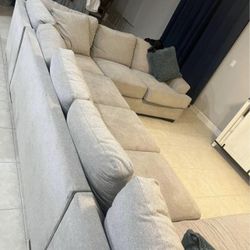 Sectional Couch 
