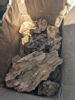 Free Reptile, Terrarium, Aquarium rocks and supplies