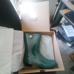 Woman Ugg Sienna rain boot
