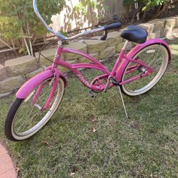 Pink Ladies Electra Cruiser Bike - barely ridden 