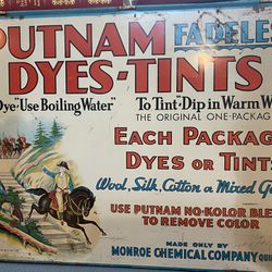Putnam Dye Cabinet 