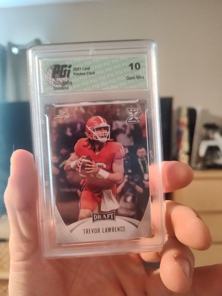Trevor Lawrence Rookie Card Grade 10