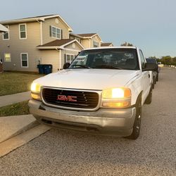 2004 GMC Sierra