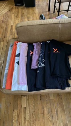 Free Women’s Small T-Shirts