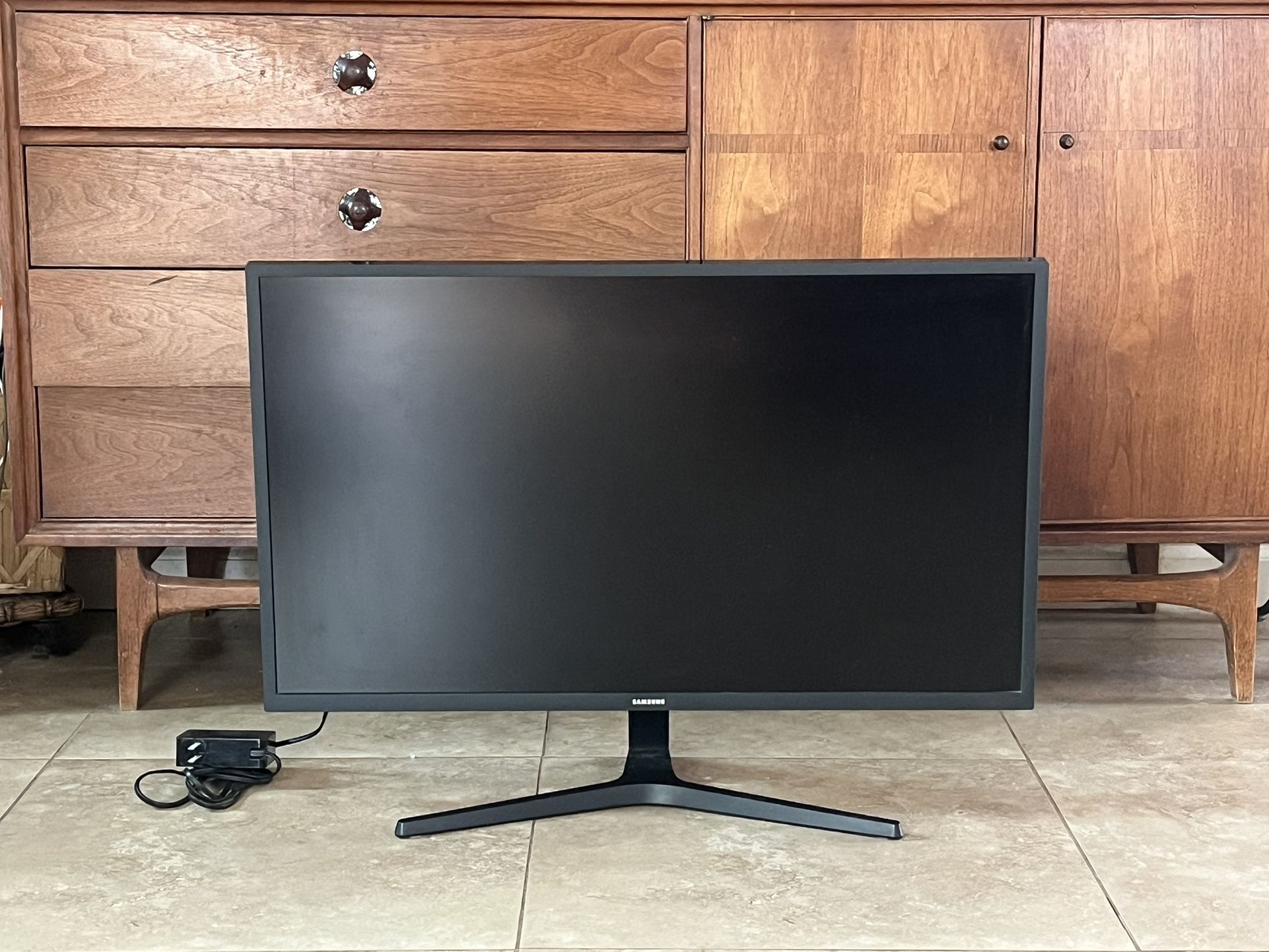 Samsung 32” U32J590UQN 4K UHD Monitor