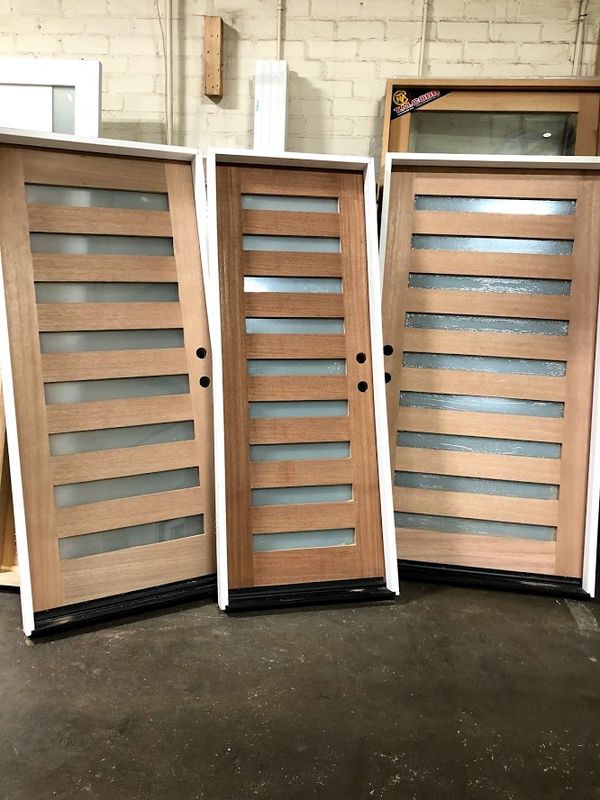 BULK ORDERS MODERN FRONT ENTRY DOORS for Sale in Los Angeles, CA