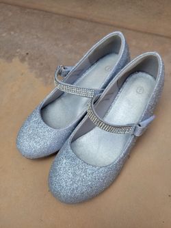 Girls dressy shoes size 1