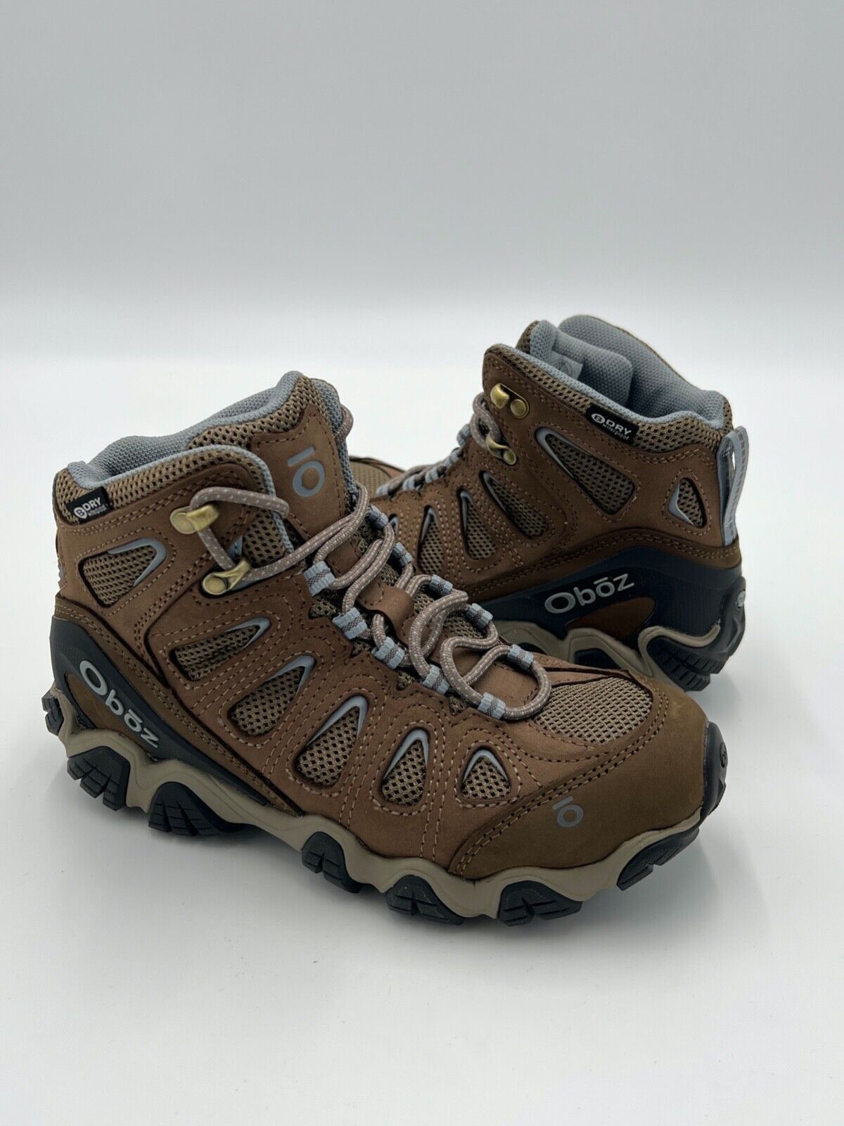 NEW iN box women’s Oboz Sawtooth Mid Waterproof Hiking Boots - size 10 