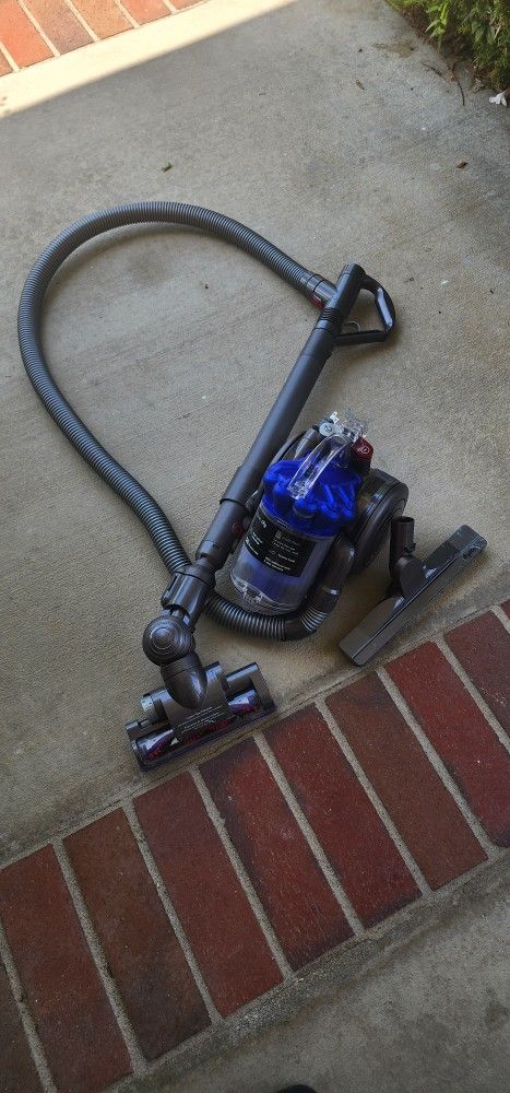 Dyson City DC26 Multifloor Vacuum