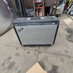 Fender Guitar Amplifier