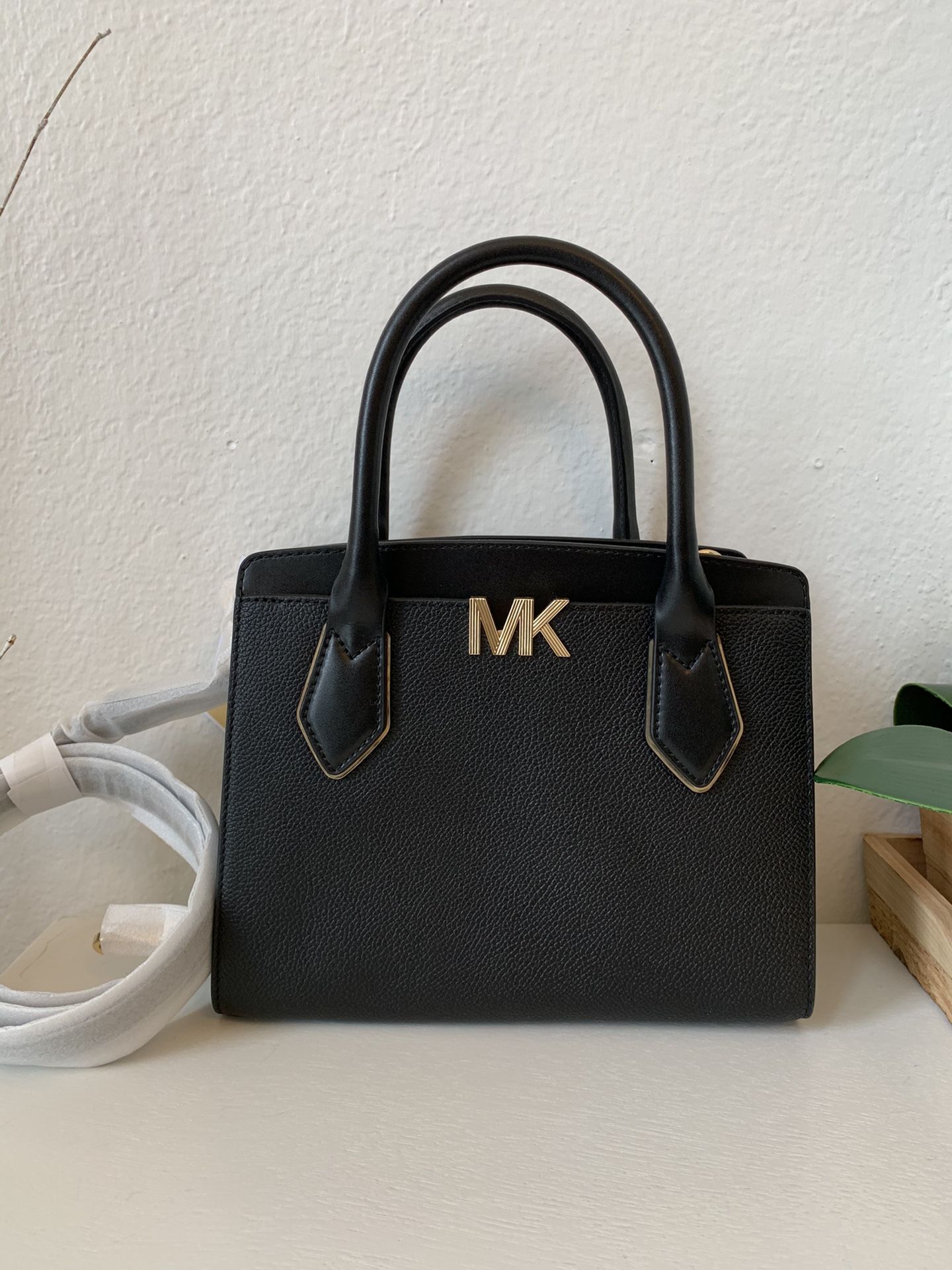 Michael Kors Montgomery MD Messenger