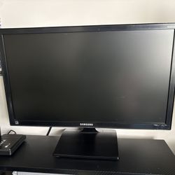 2 Monitor + PC + Accessories Gaming Set