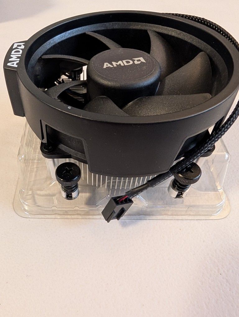 AMD Wraith CPU Cooler