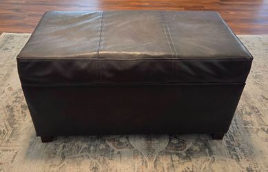 storage ottoman