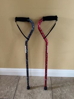 2 Canes