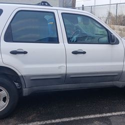 2005 Ford Escape
