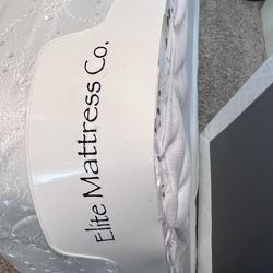 Cal King Low Profile Box Spring set, 4 inches