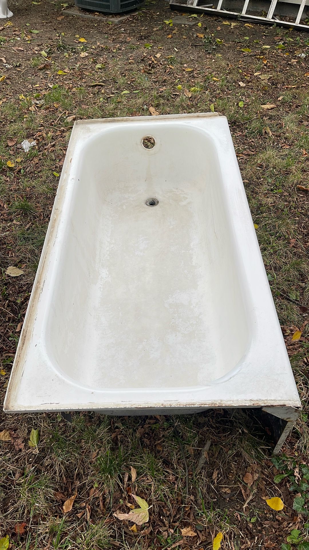 Standard Bathtub