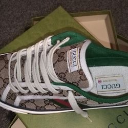 Gucci Woman Shoe 