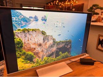 HP Pavilion 27” IPS LED Monitor – Works Great